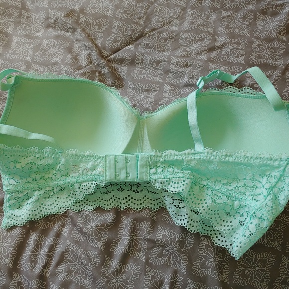 Bra - Picture 3 of 4